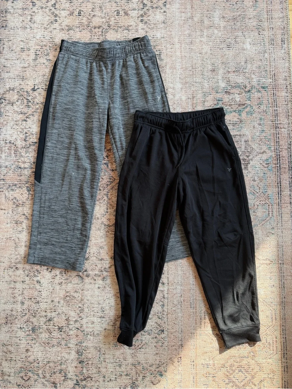 Old Navy Kids Jogger Pants in Black and Gray - 2-Pack